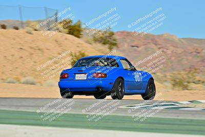 media/Dec-13-2025-Extreme Speed (Sat) [[d129ecb0b9]]/Beginner/Session 2 (Turn 4)/